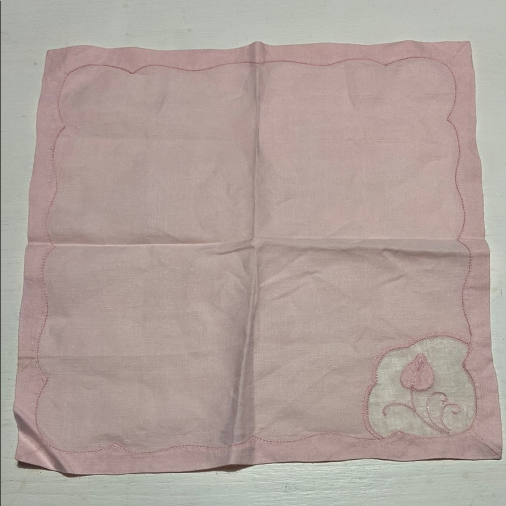 🎉FINAL PRICE🎉 Vintage Light Pink Rose Corner Handkerchief